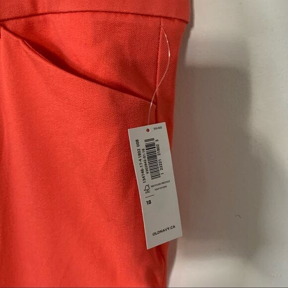 Old Navy “Briquette Coral” High Waist Ankle Length Pixie Pant - Picture 4 of 11